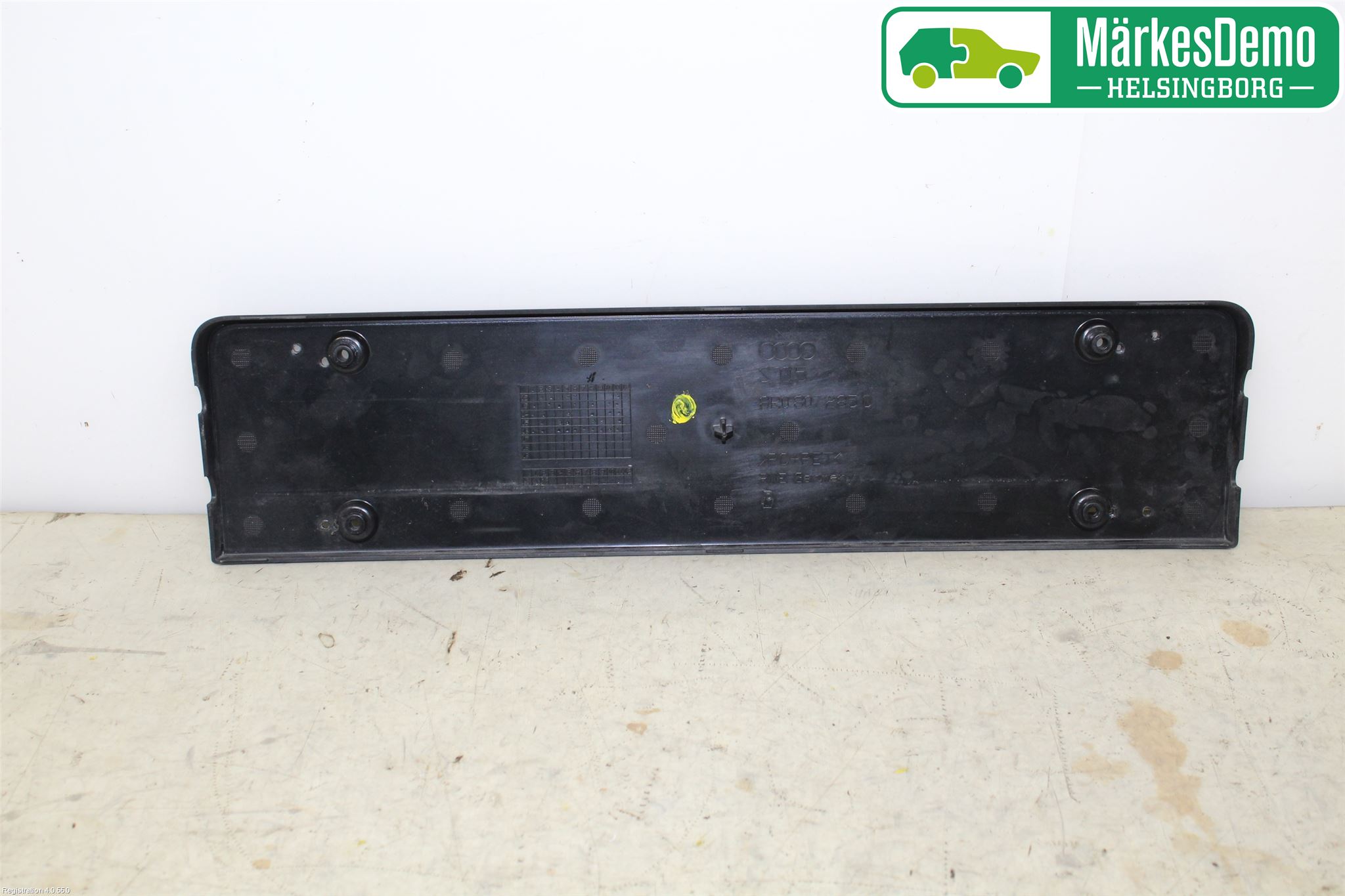 Audi Q5 09-16 Skylthållare