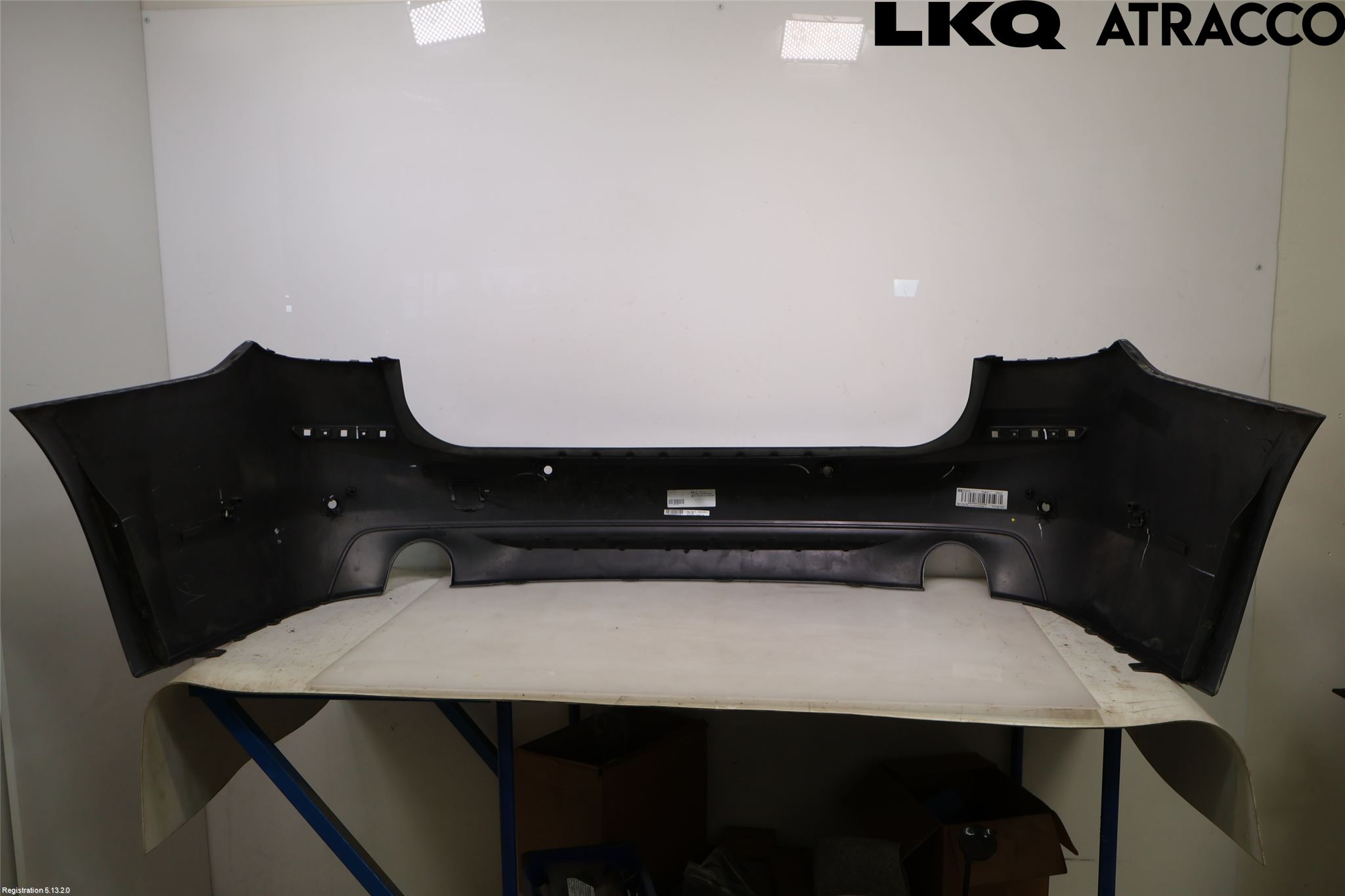 BMW 5 G30/G31/F90 17-23 Stötfångarbeklädnad Bak