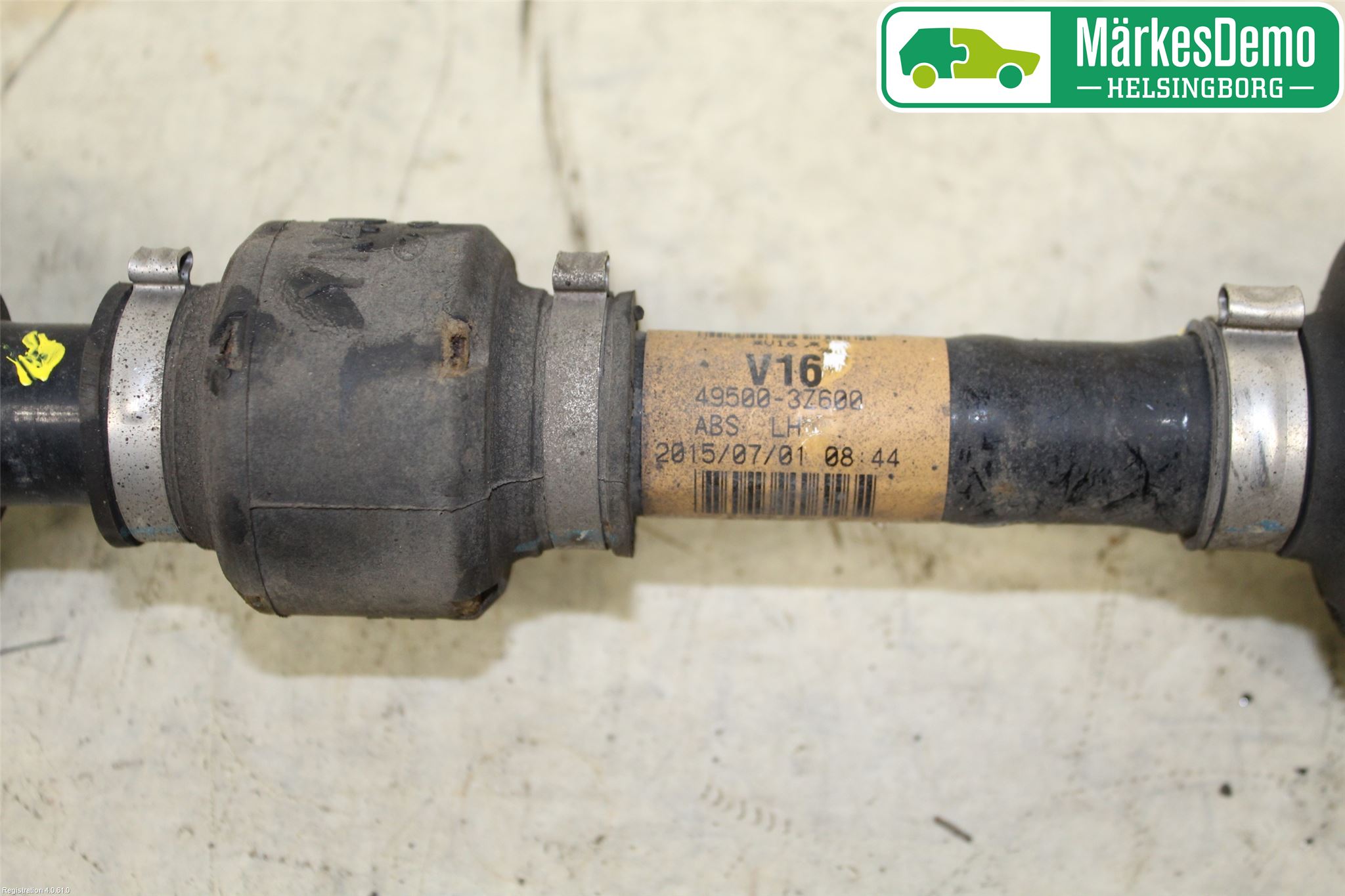 Hyundai i40 16-18 Drivaxel Fram Vänster