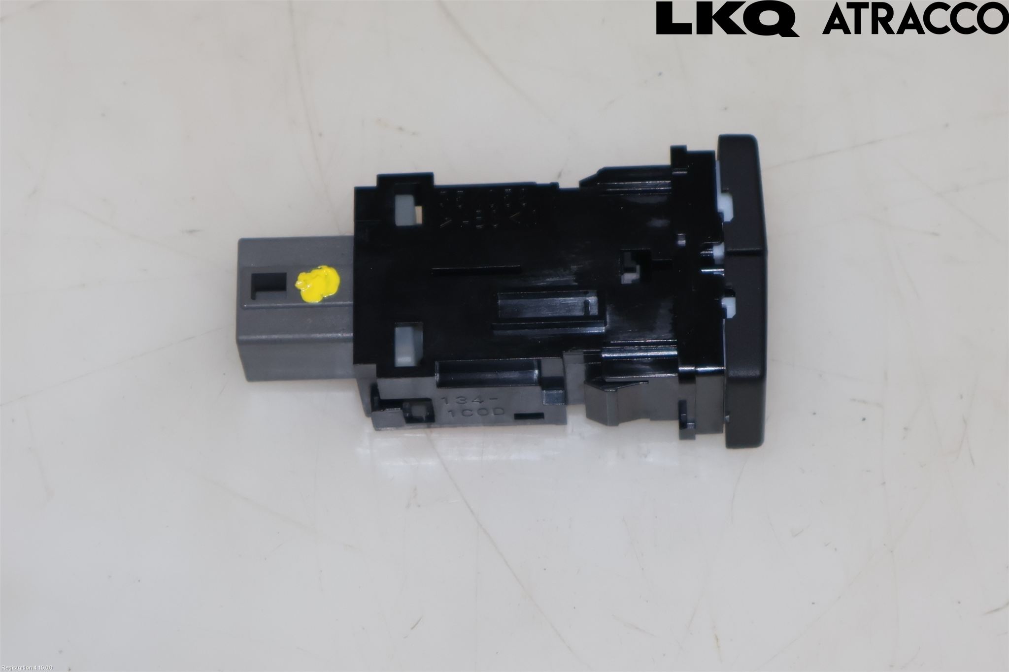 Suzuki SWIFT 17-24 Strömställare Övrigt