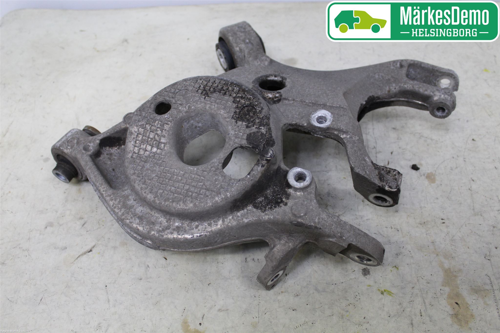 Ford MONDEO 15-22 Bärarm Bak Vänster