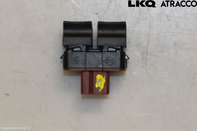 Dacia DUSTER 18-24 Strömställare Elhiss