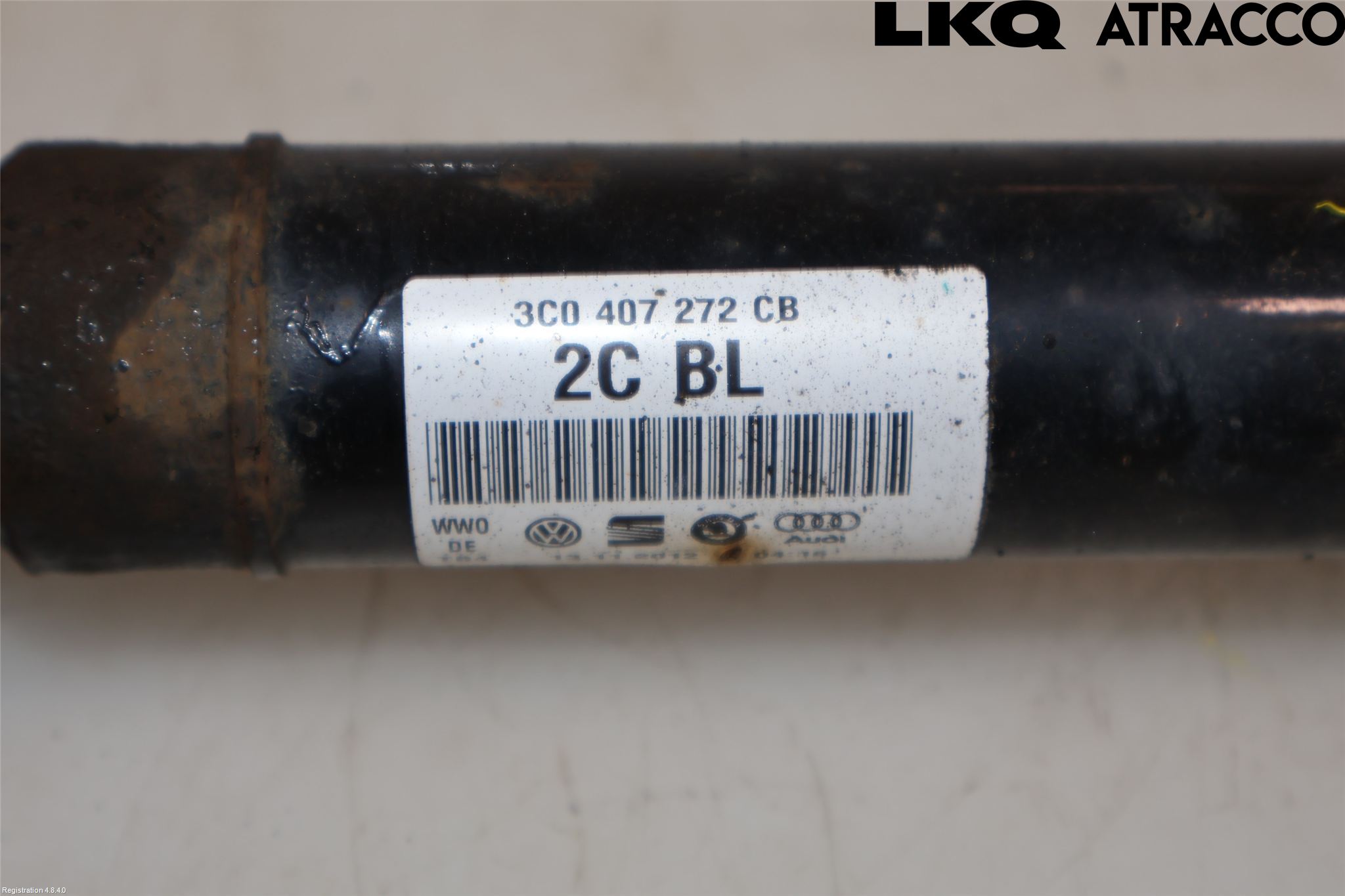 Volkswagen VW PASSAT 11-14 Drivaxel Fram Höger