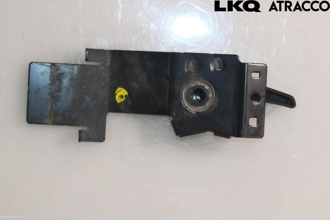 Audi A5 17- Huv Spärr