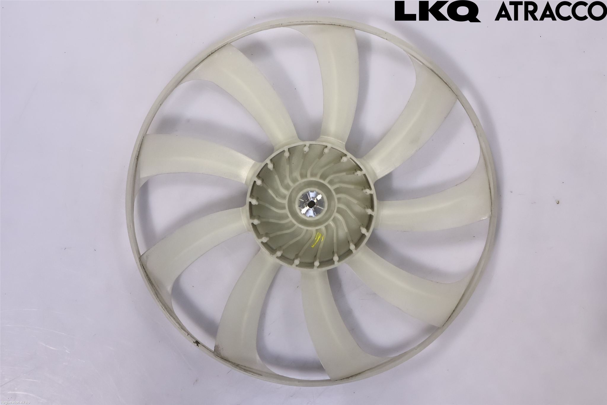 Toyota YARIS XP21 20- Kylfläkt-Vinge