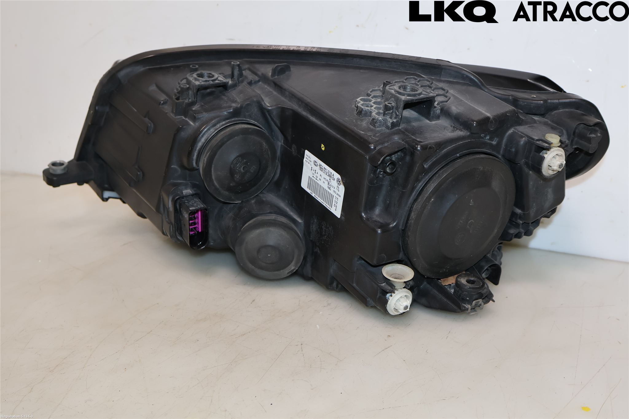 Volkswagen VW CADDY 16-20 Strålkastare Höger