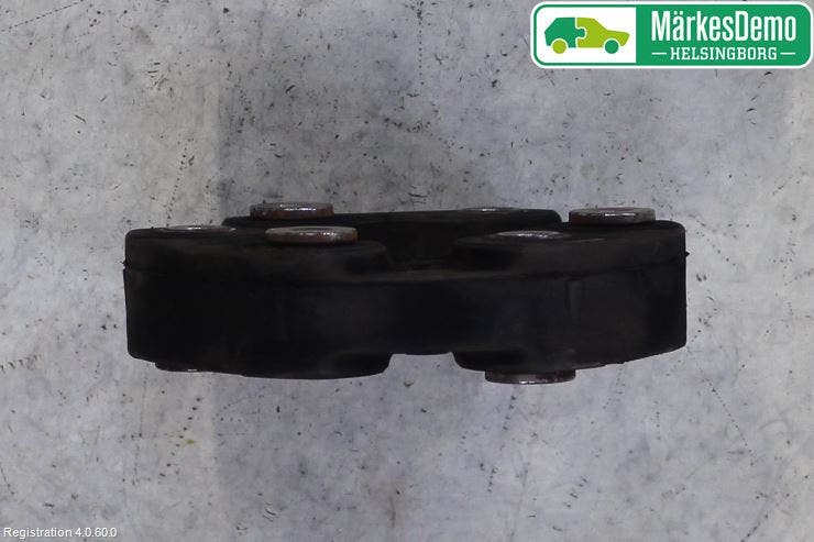 BMW X1 E84 10-15 Mellanaxel Gummiknut