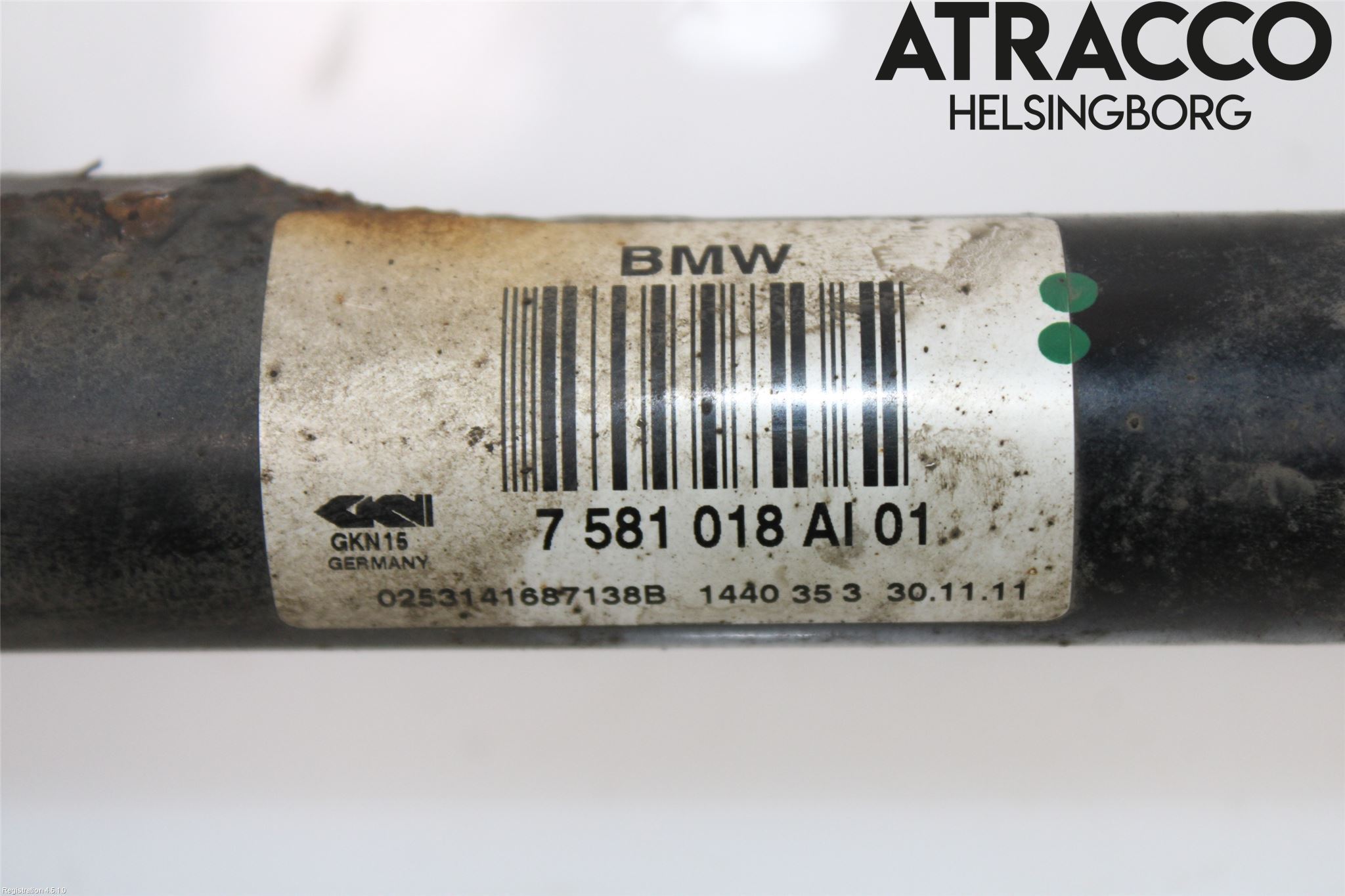 BMW 5 F10/F11/F18 09-17 Drivaxel Bak Höger