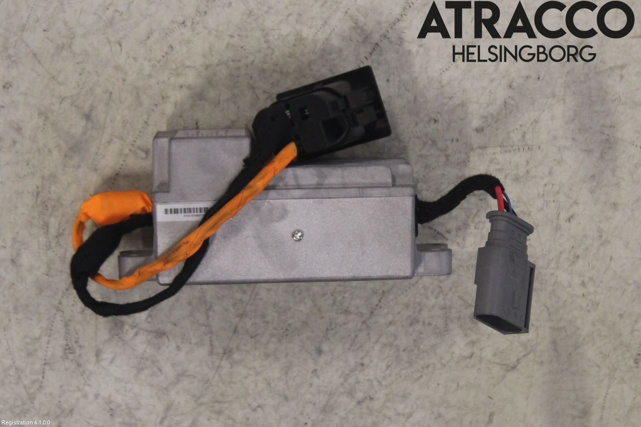 Peugeot 308 14-21 Inverter 12 -> 220 V