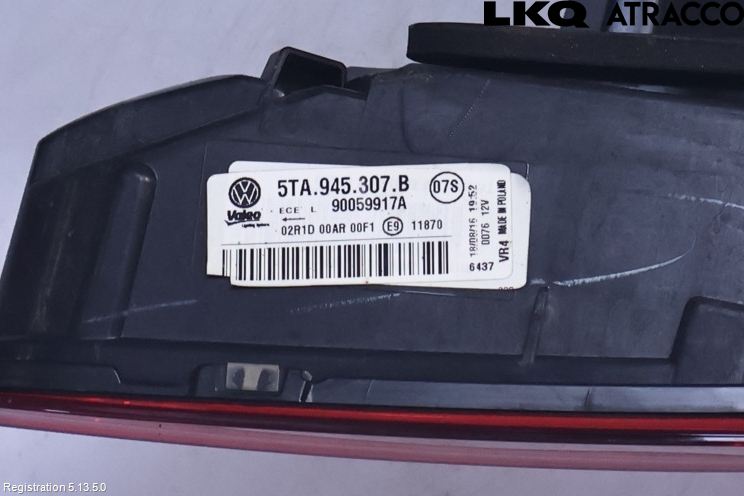 Volkswagen VW TOURAN 16- Bakljus Lucka Vä