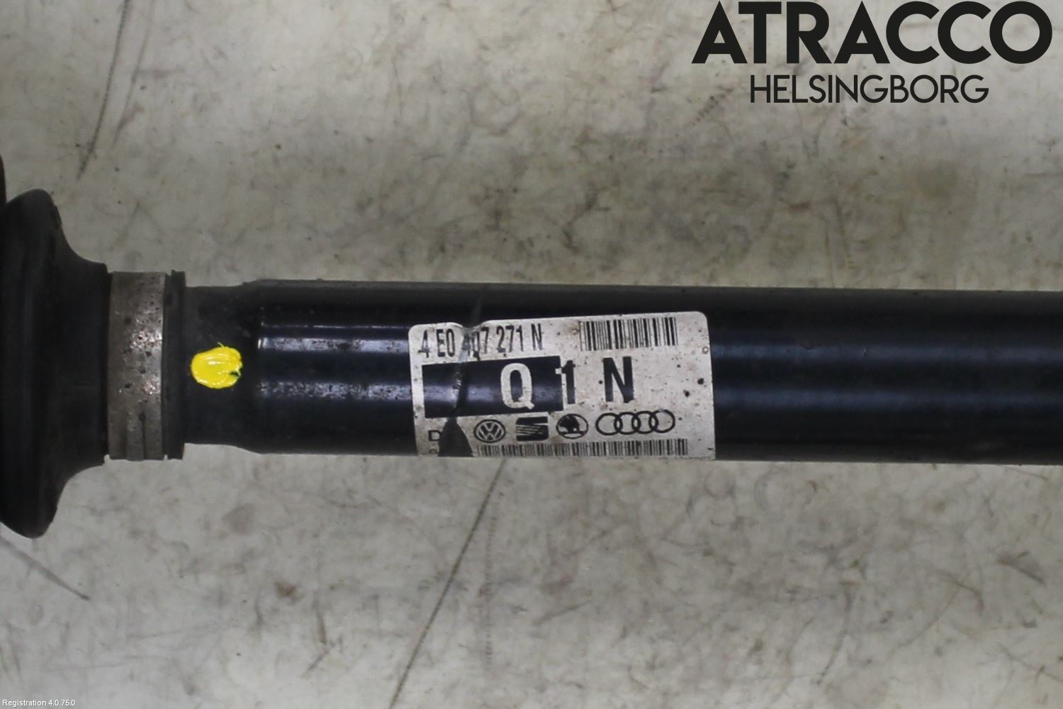 Audi A8/S8 4E  02-09 Drivaxel Fram Vänster