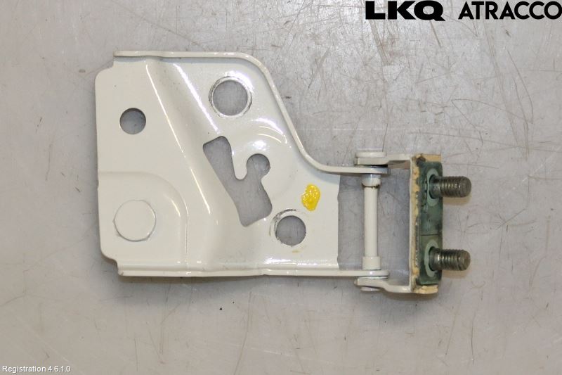 Toyota AYGO 15-21 Bakluckegångjärn Vä