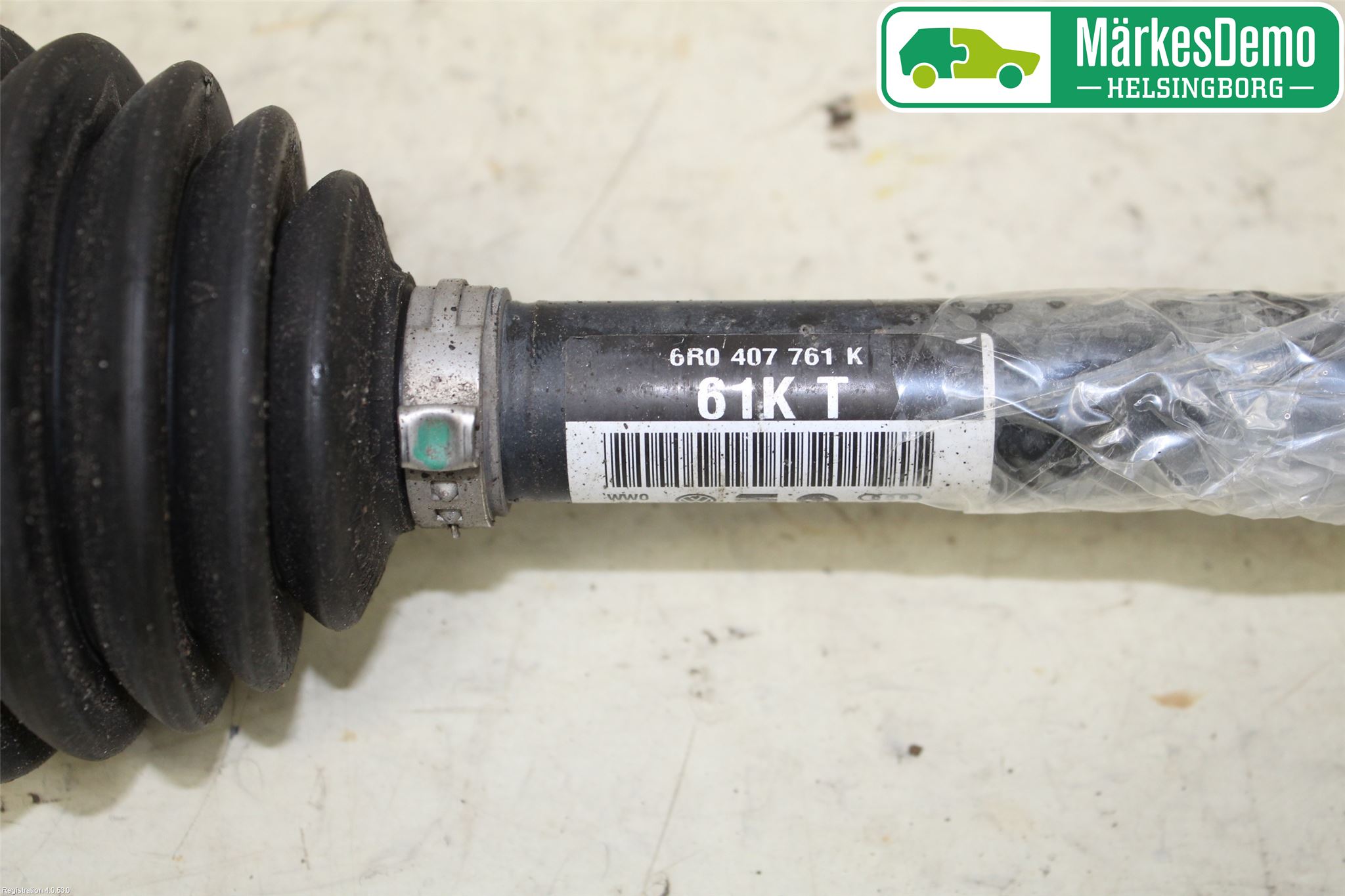 Audi A1/S1 11-18 Drivaxel Fram Vänster