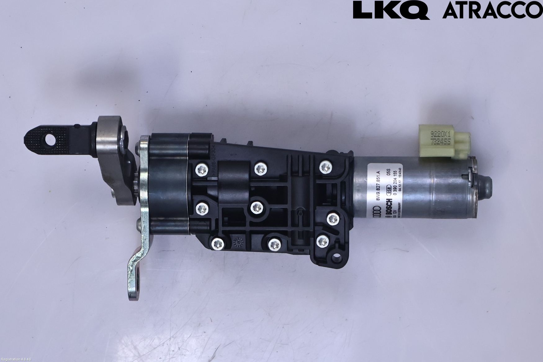 Audi A4/S4 B9 16-19 Bakluckeöppnare Automatisk