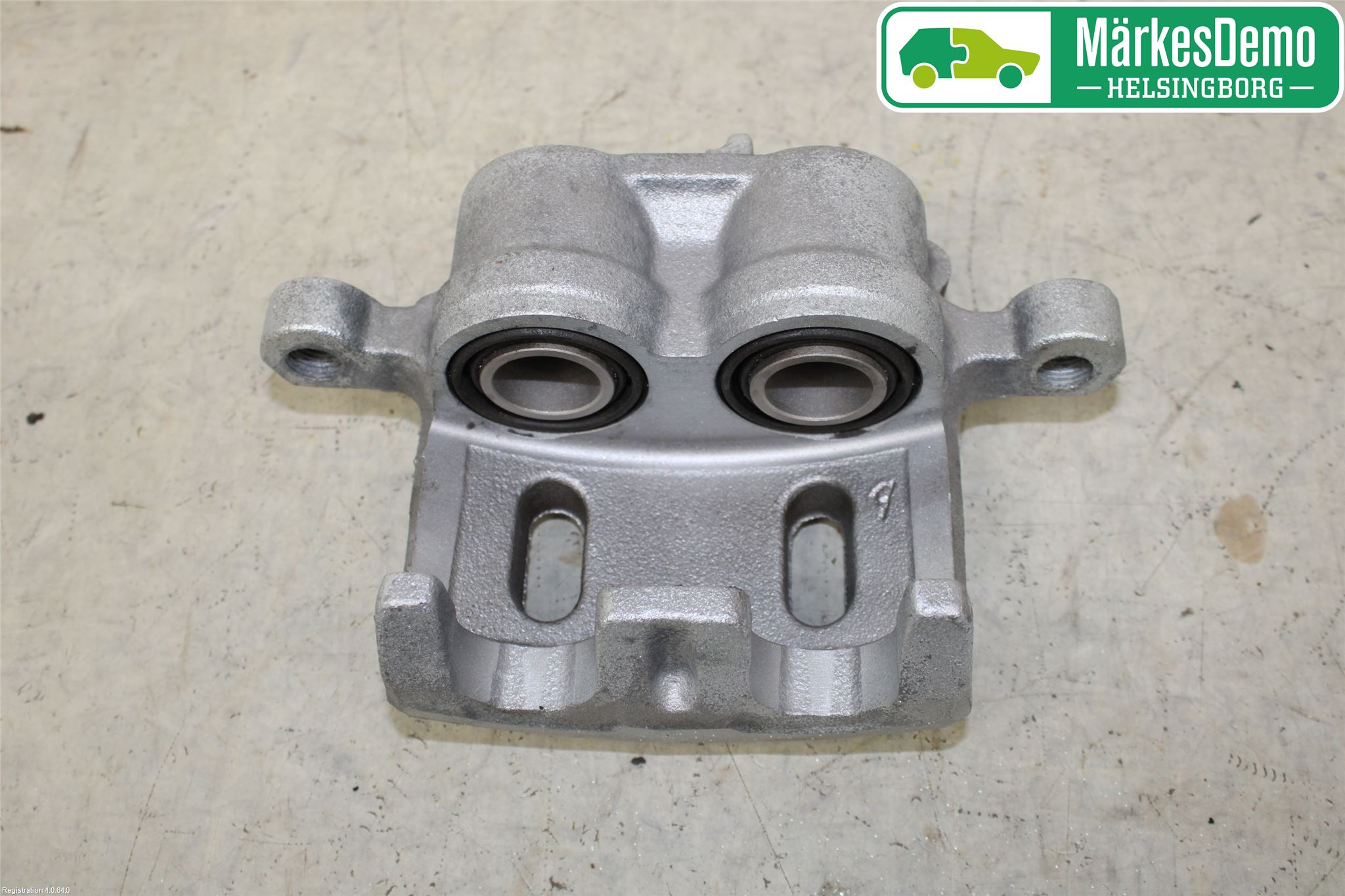 Mitsubishi OUTLANDER 13-21 Bromsok Fram Höger