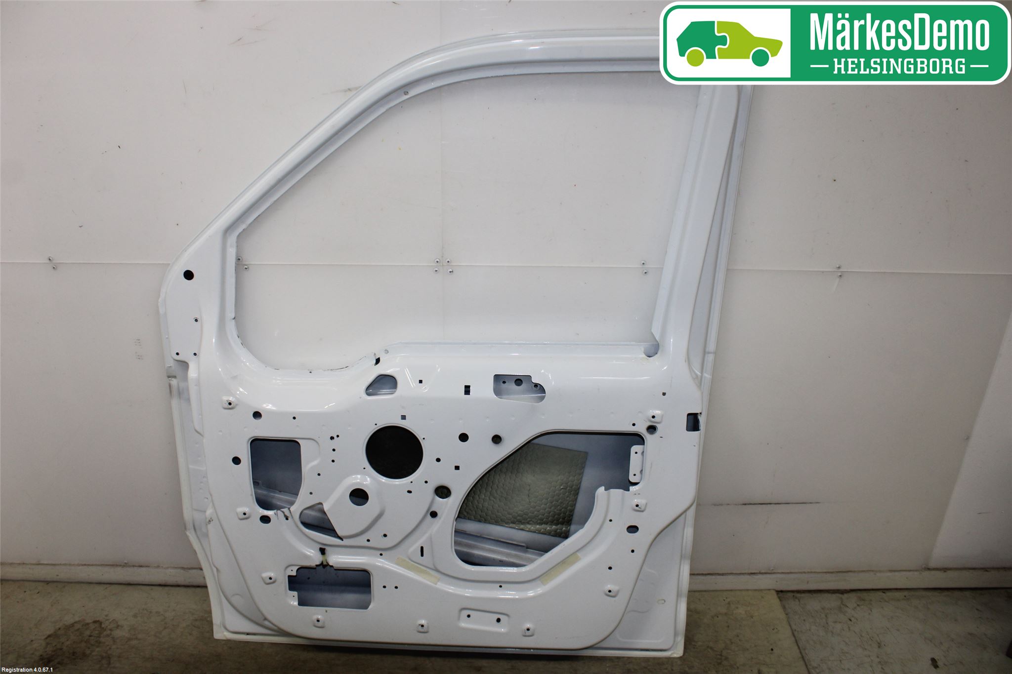 Ford TRANSIT CONNECT 09-13 Dörr Fram Höger