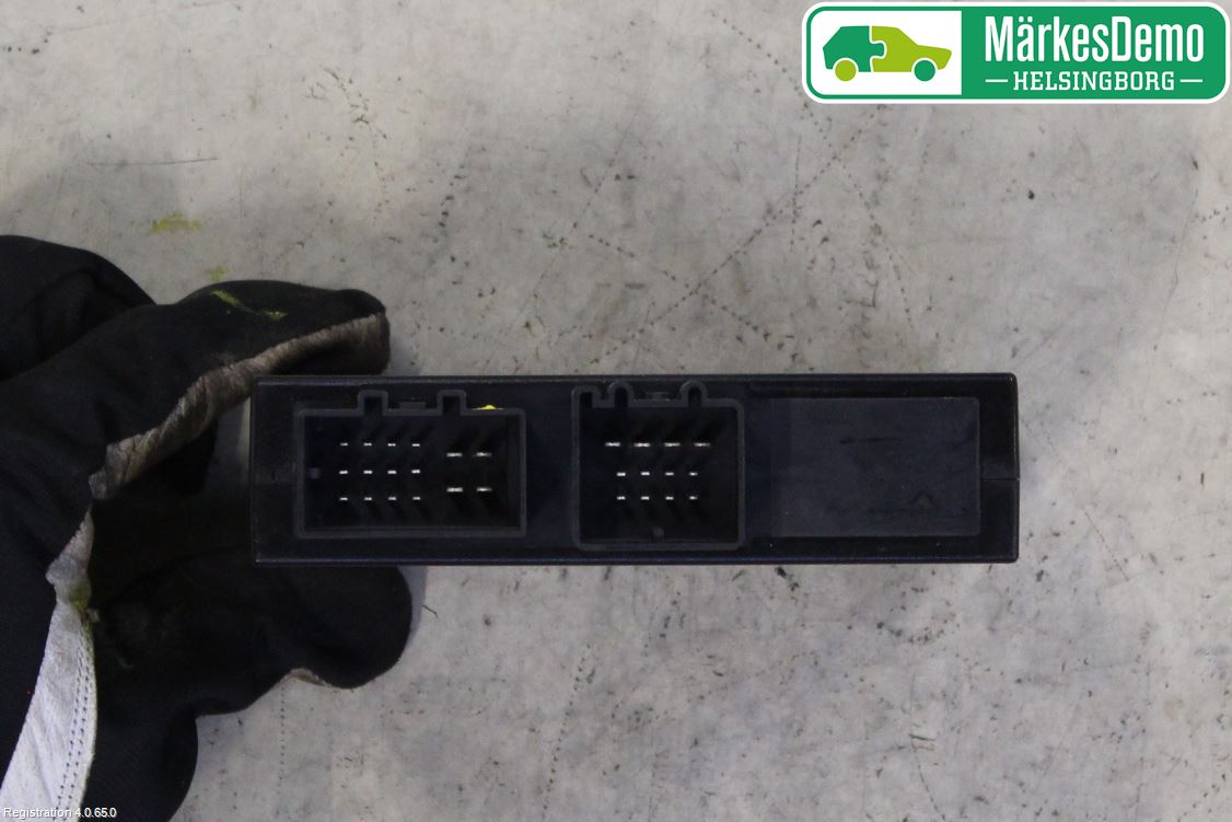 Audi A4 12-15 Styrenhet Dragkrok