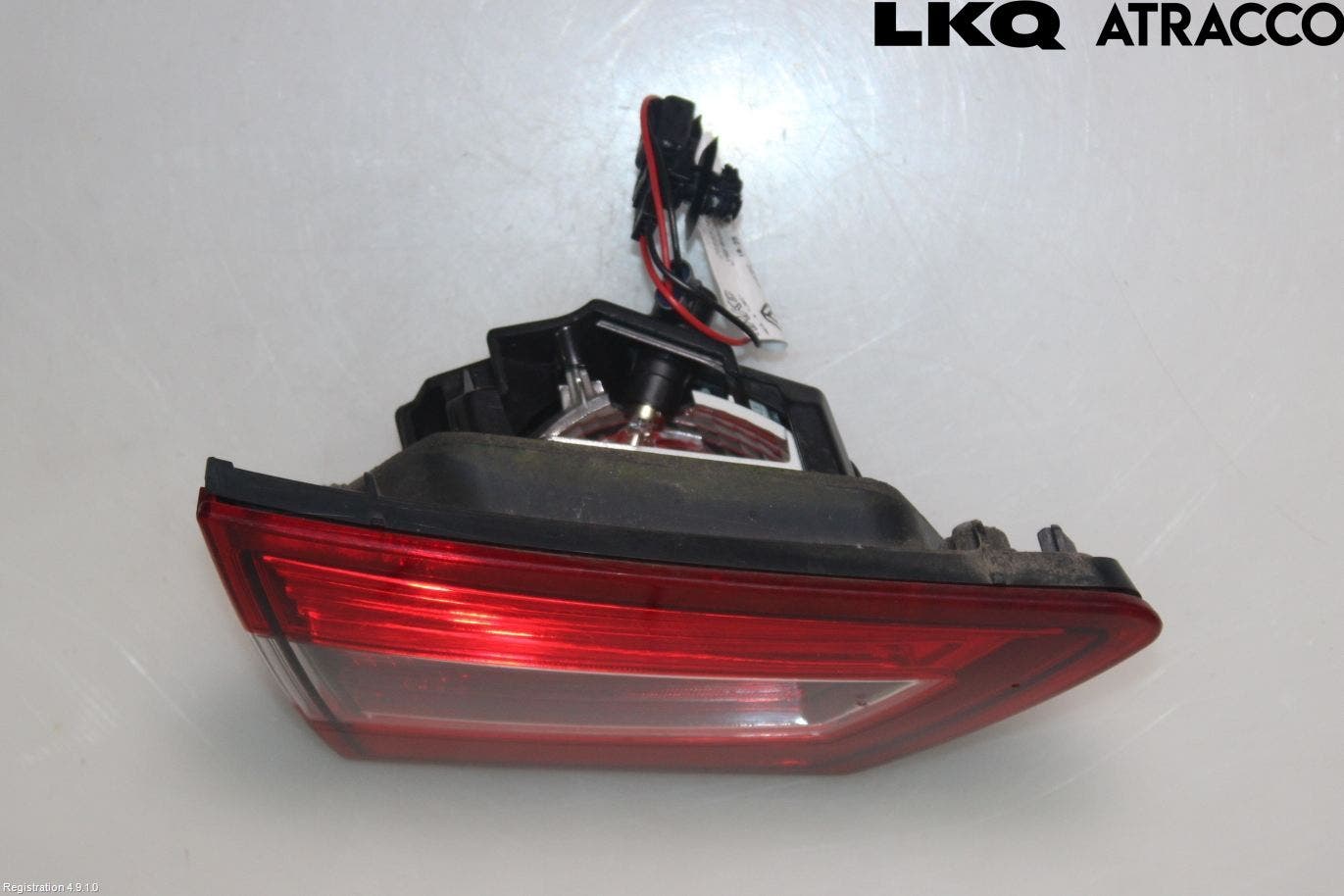 Renault CLIO IV 12-16 Bakljus Lucka Vä