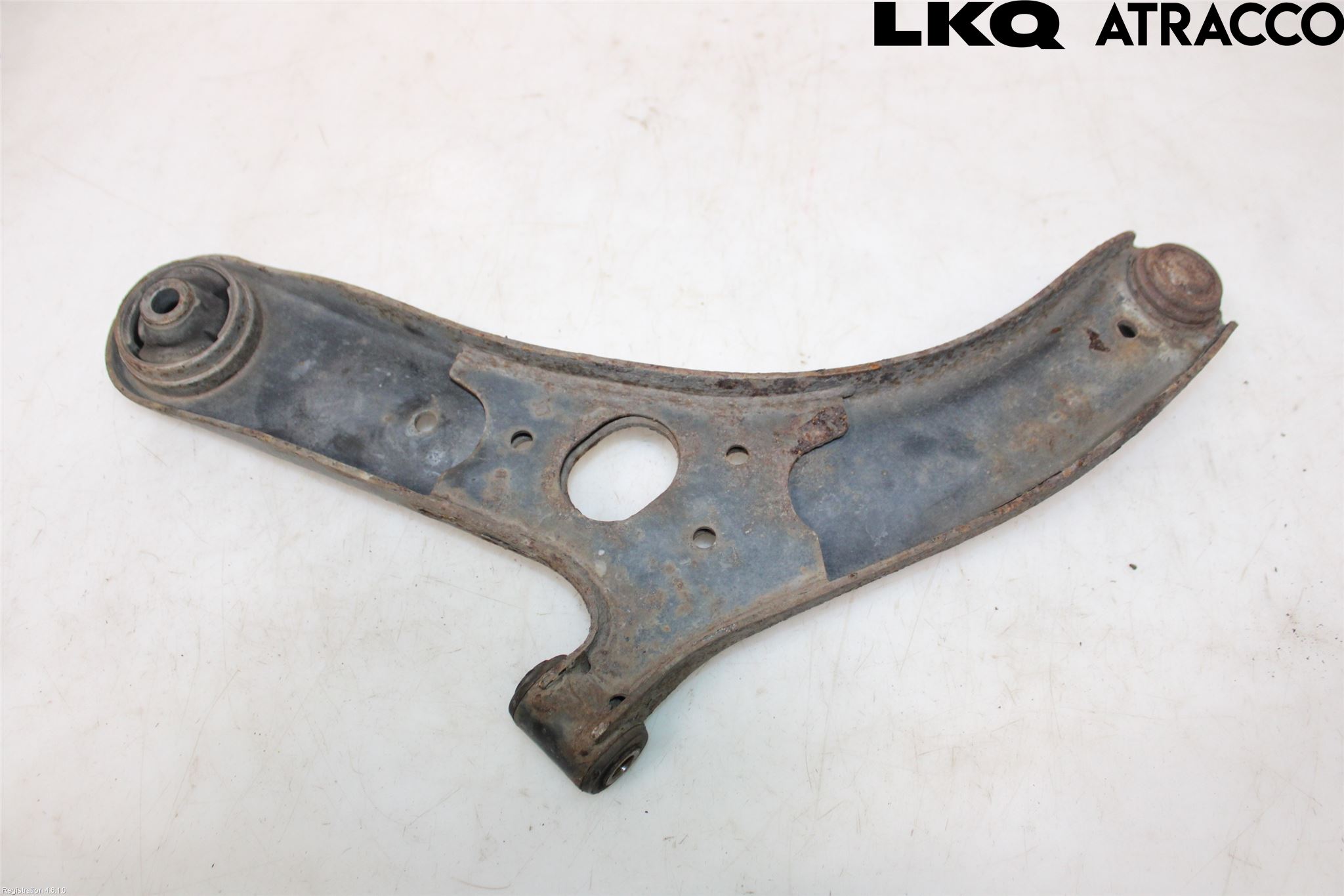 Kia RIO 12-16 Bärarm Fram Undre Hö