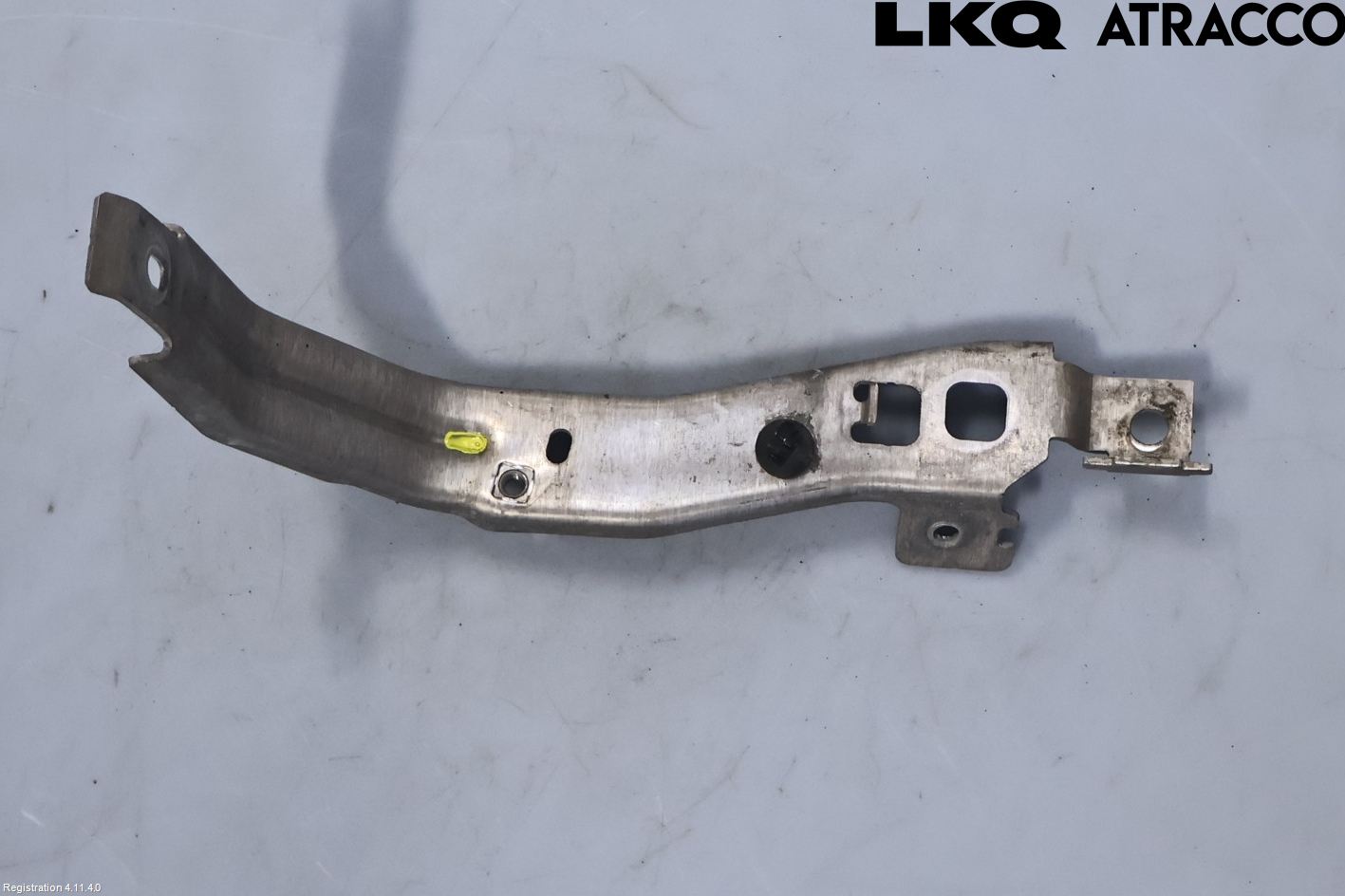 Audi TT/TTS 07-14 Strålkast Fästsarg