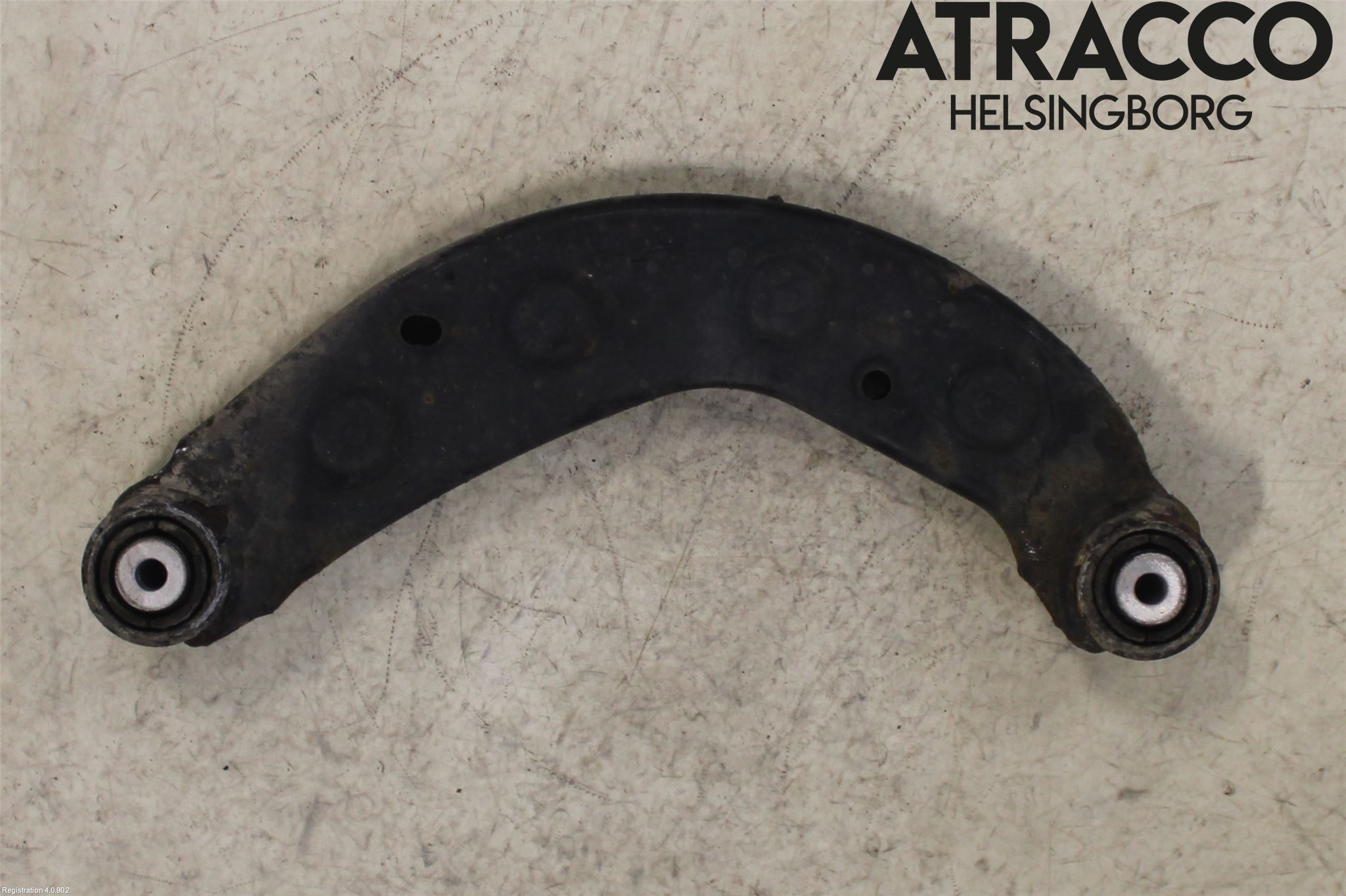 Volvo V90 17->> Bärarm Bak Övre Vänster