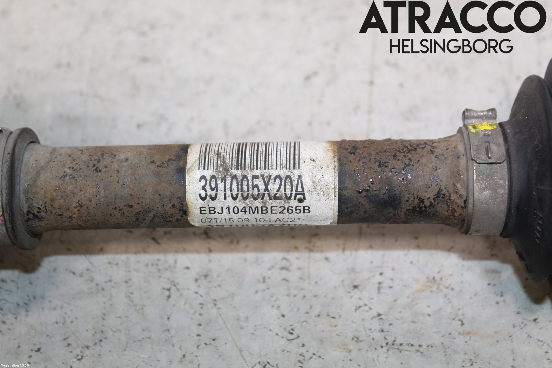 Nissan NAVARA 05-16 Drivaxel Fram Vänster