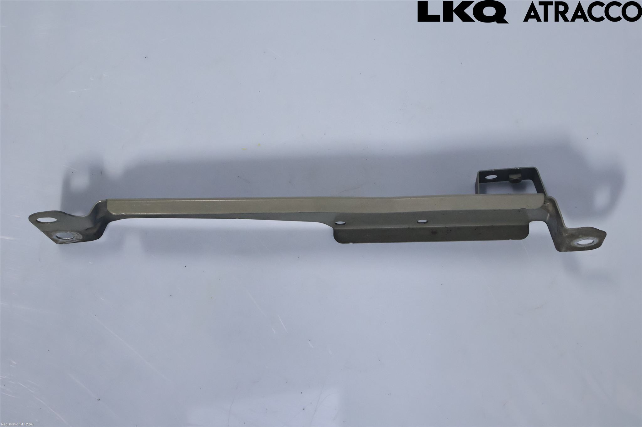 Volvo V60 19- Skärmfäste Fram Vä