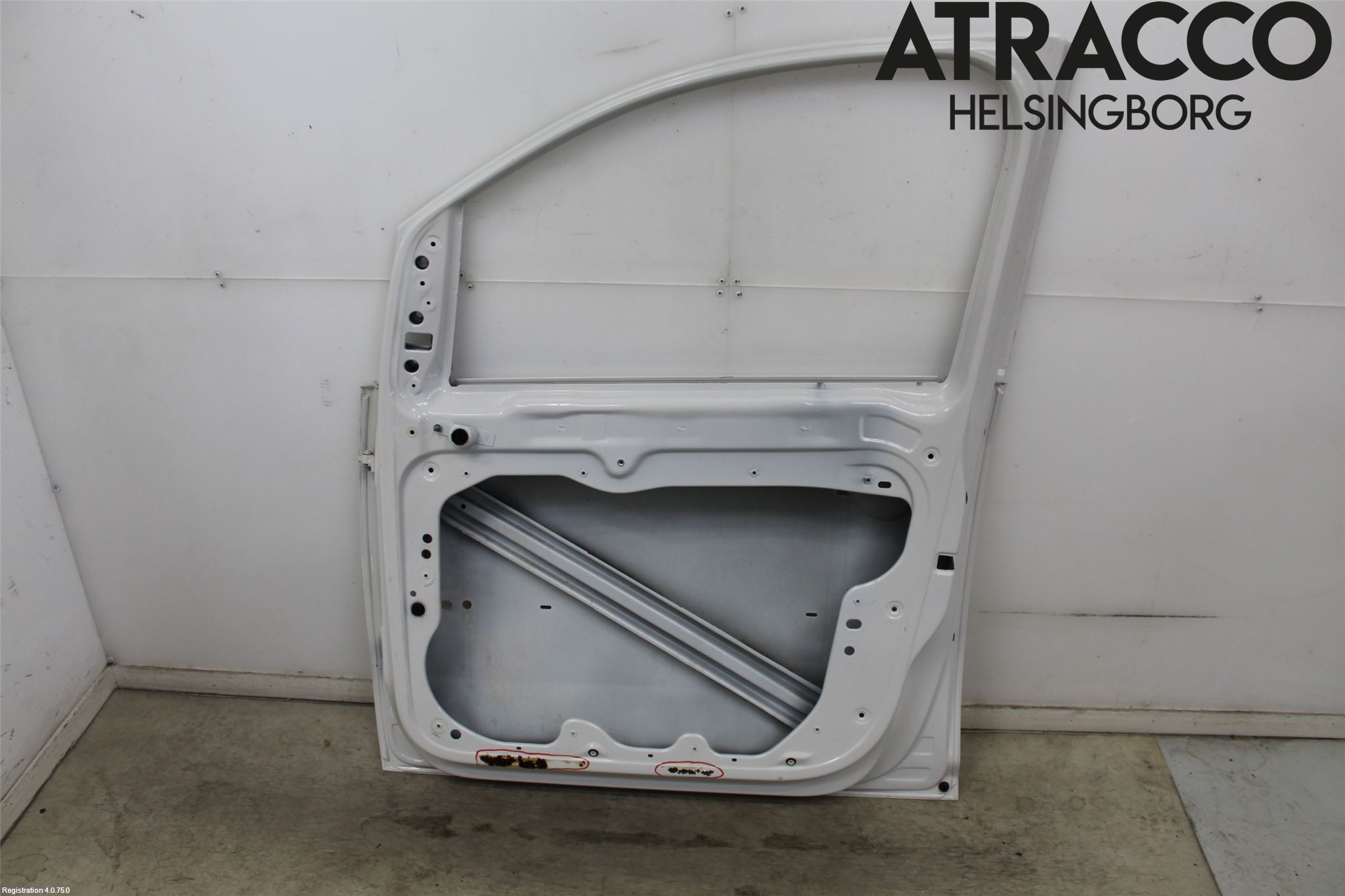 Volkswagen VW CADDY 11-15 Dörr Fram Höger