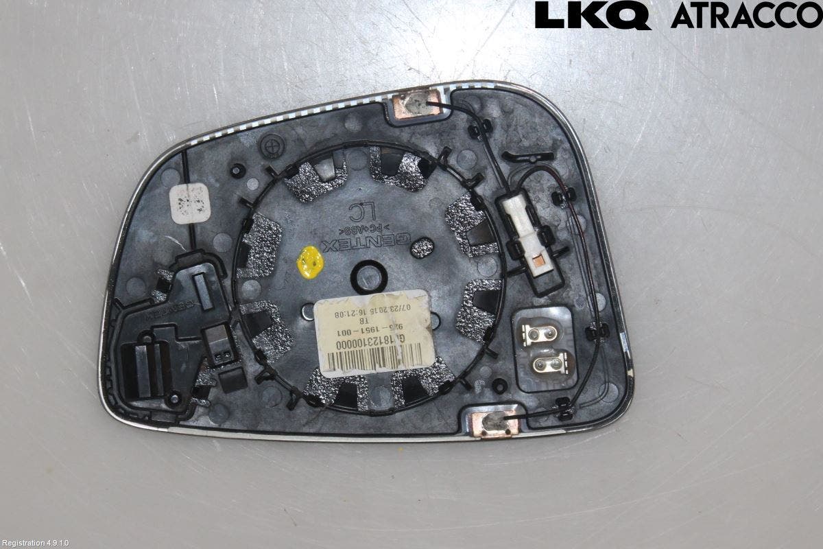 BMW 7 G11/G12 15-22 Spegelglas Vä