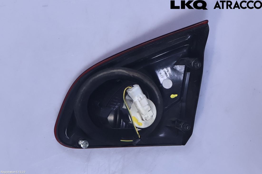 Nissan QASHQAI 10-14 Bakljus Lucka Vä