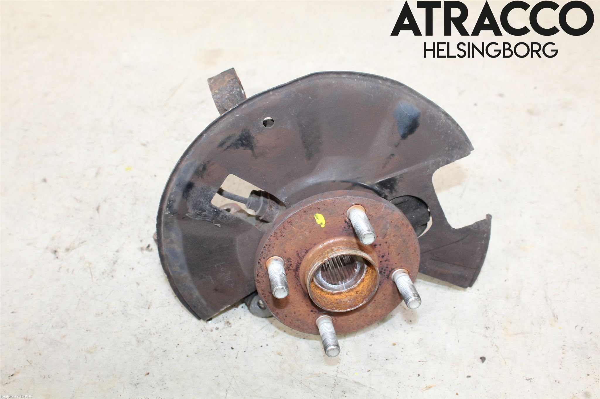 Mazda 2 (DE) 08-15 Styrspindel Lagerhus Vä