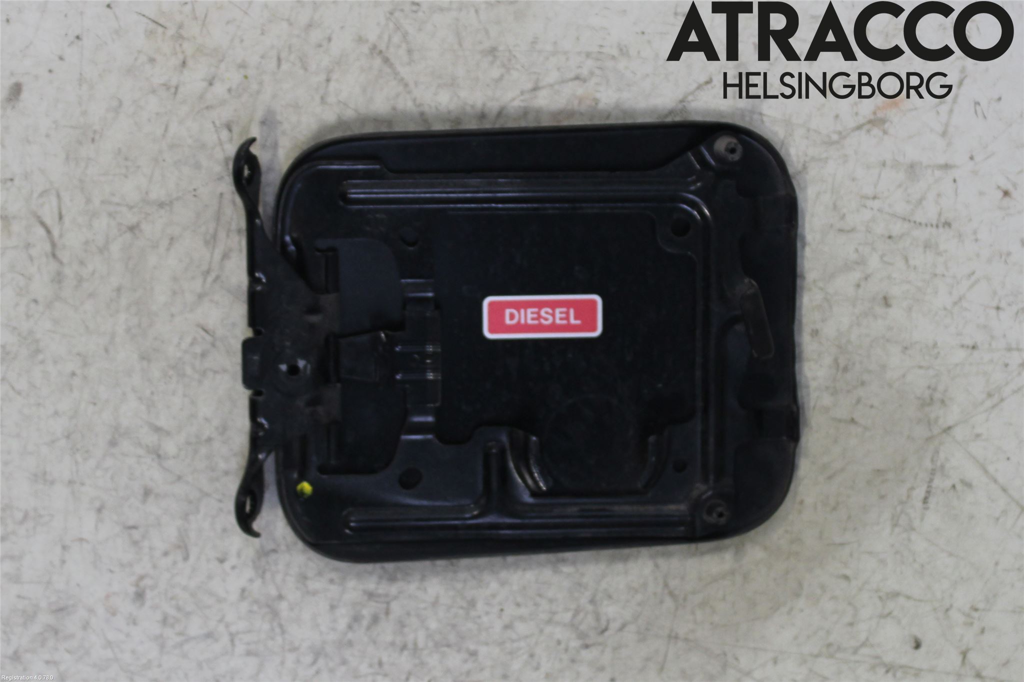 Nissan X-TRAIL 14-21 Tanklucka