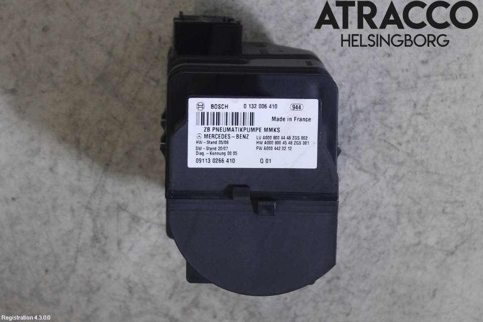 Mercedes-Benz MB E-KLASS (W212) 09-16 Centrallåsmotor Huvud