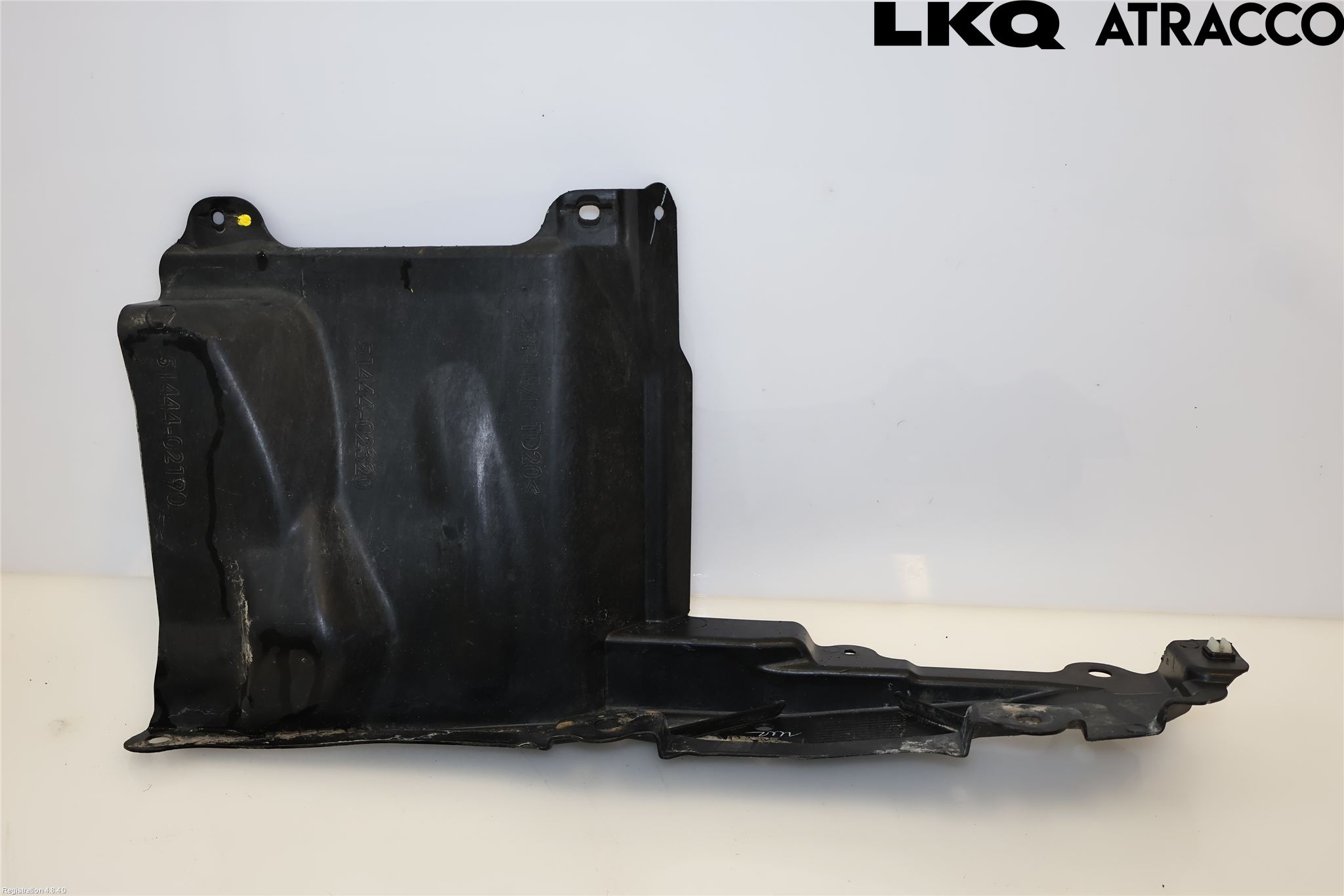 Toyota COROLLA 19- Hasplåt Plåt-Plast