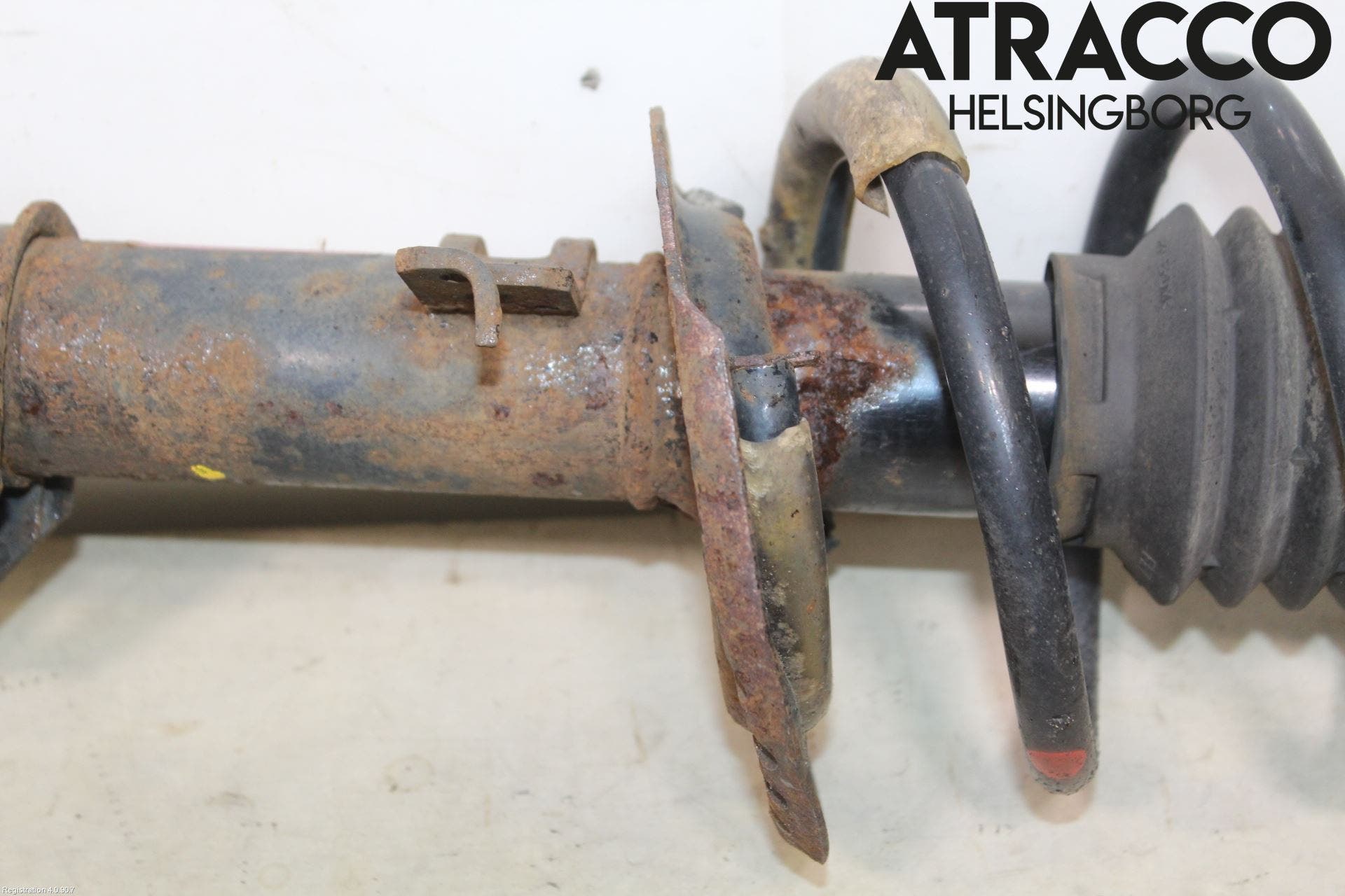 Mercedes-Benz MB CITAN (W415) 13-21 Fjäderben Fram Vänster