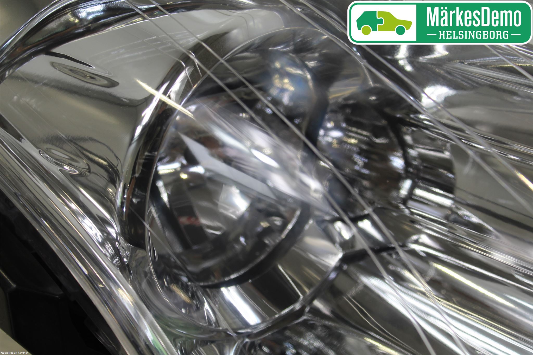 Citroen C-CROSSER Strålkastare Höger