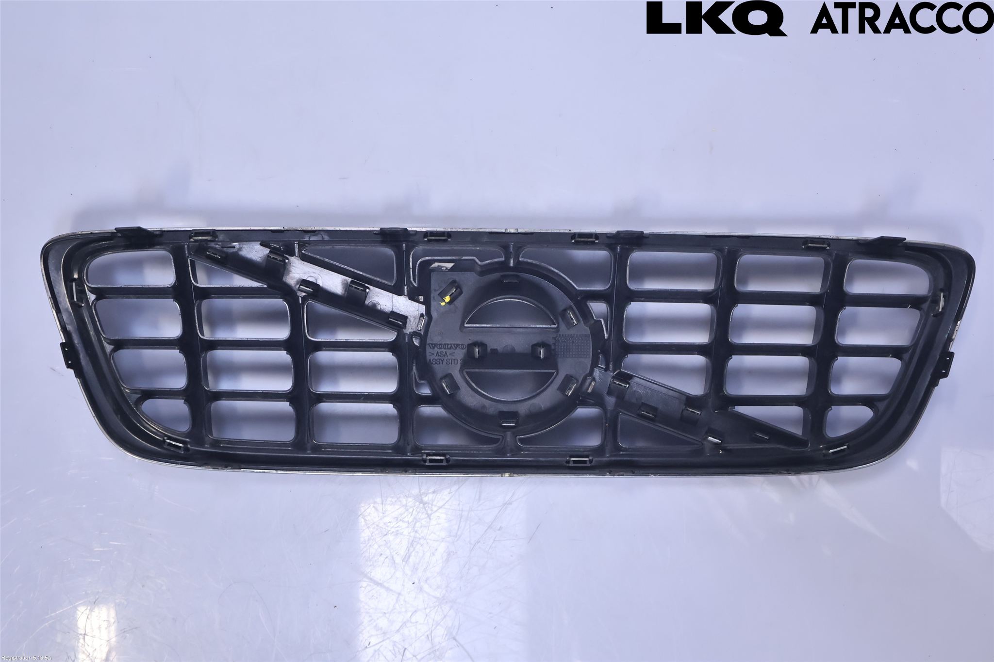 Volvo V70 08-13 Grill Komp