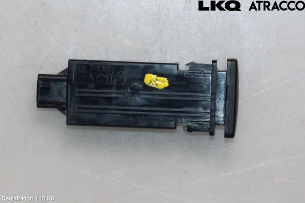 Toyota RAV4 13-18 Strömställare Övrigt