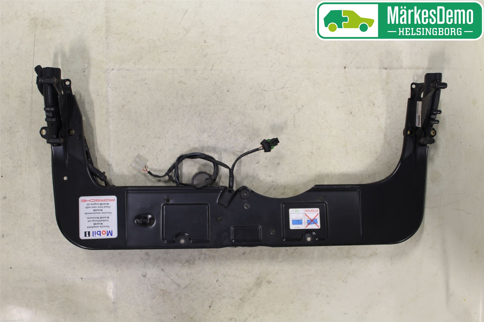 Porsche 911 64- Spoiler Baklucka