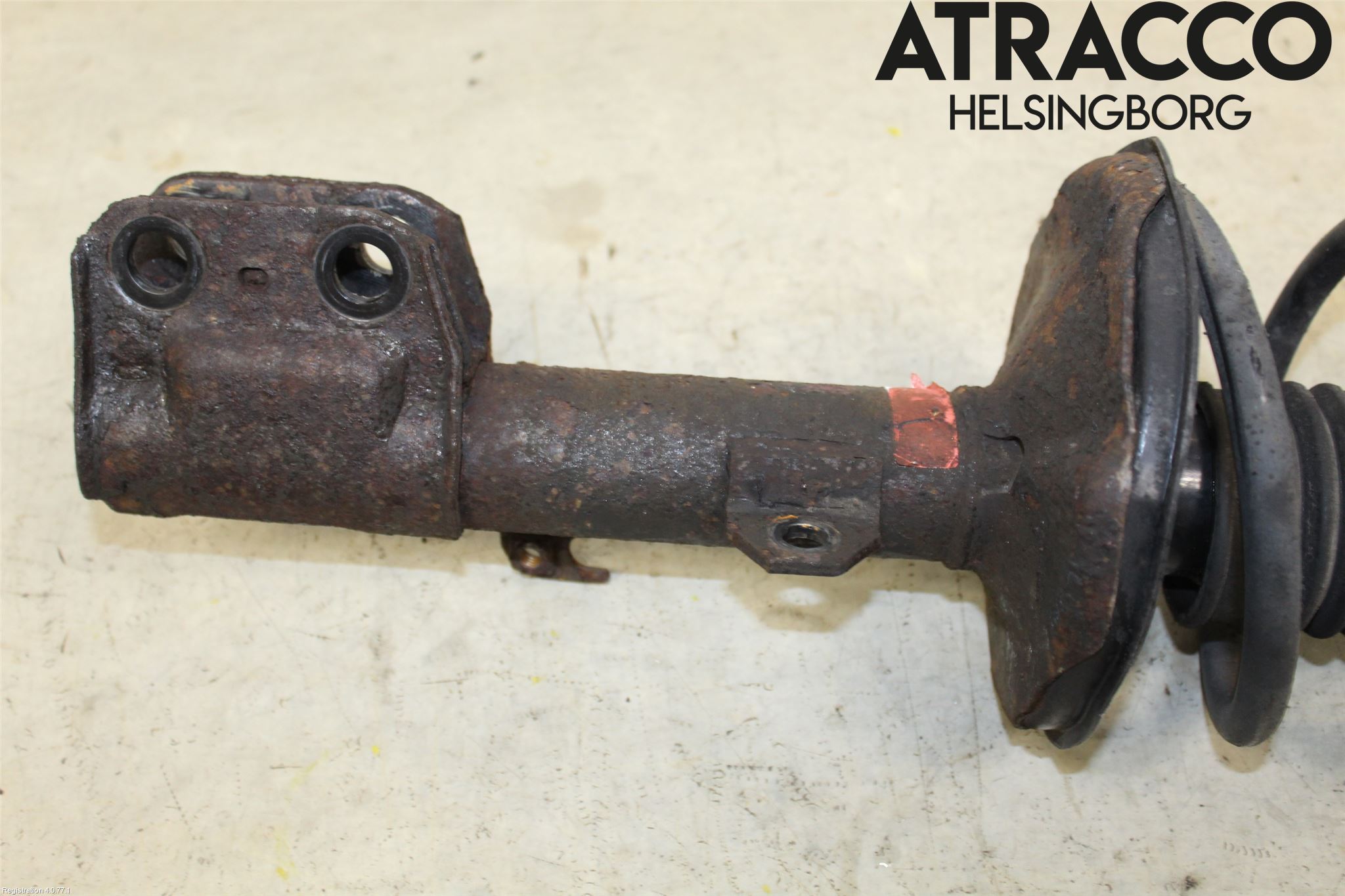Toyota COROLLA VERSO 04-07 Fjäderben Fram Vänster