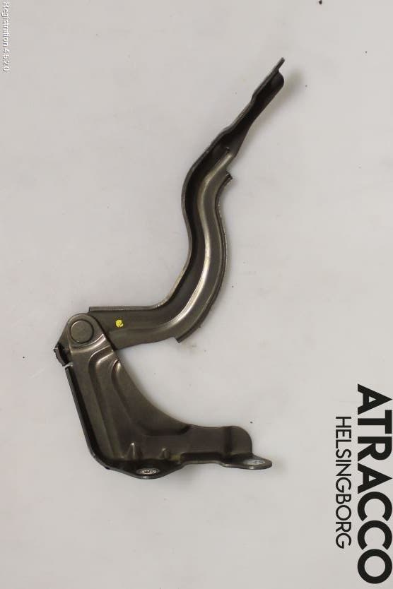 Hyundai i30 GD 13-17 Huvgångjärn