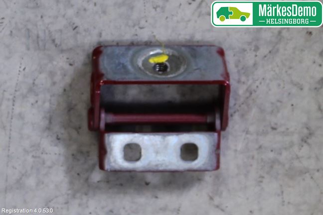 Fiat 500 07- Bakluckegångjärn Vä