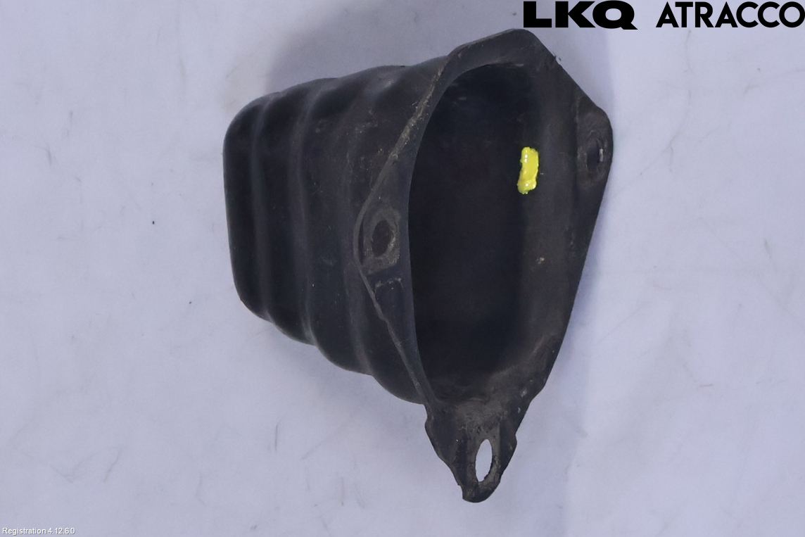 Nissan QASHQAI+2  10-14 Stötfångarbärjärn Bak