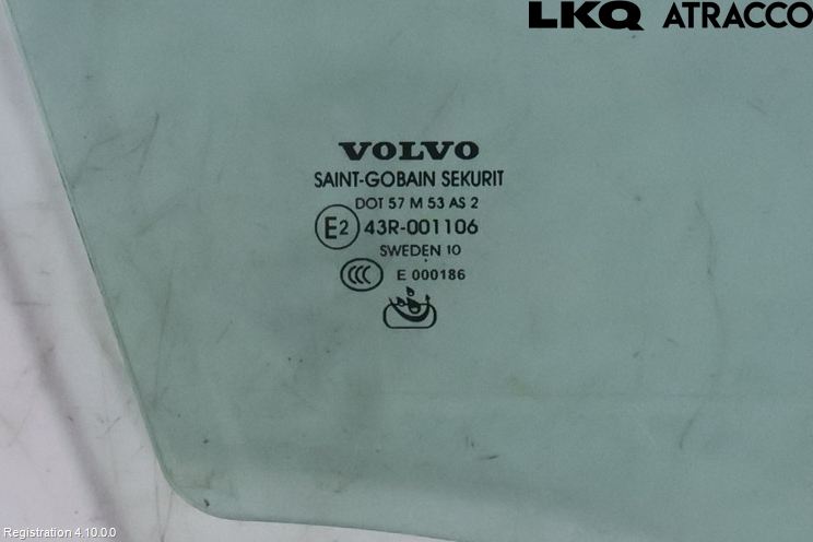 Volvo V60 11-13 Dörruta Fram Höger