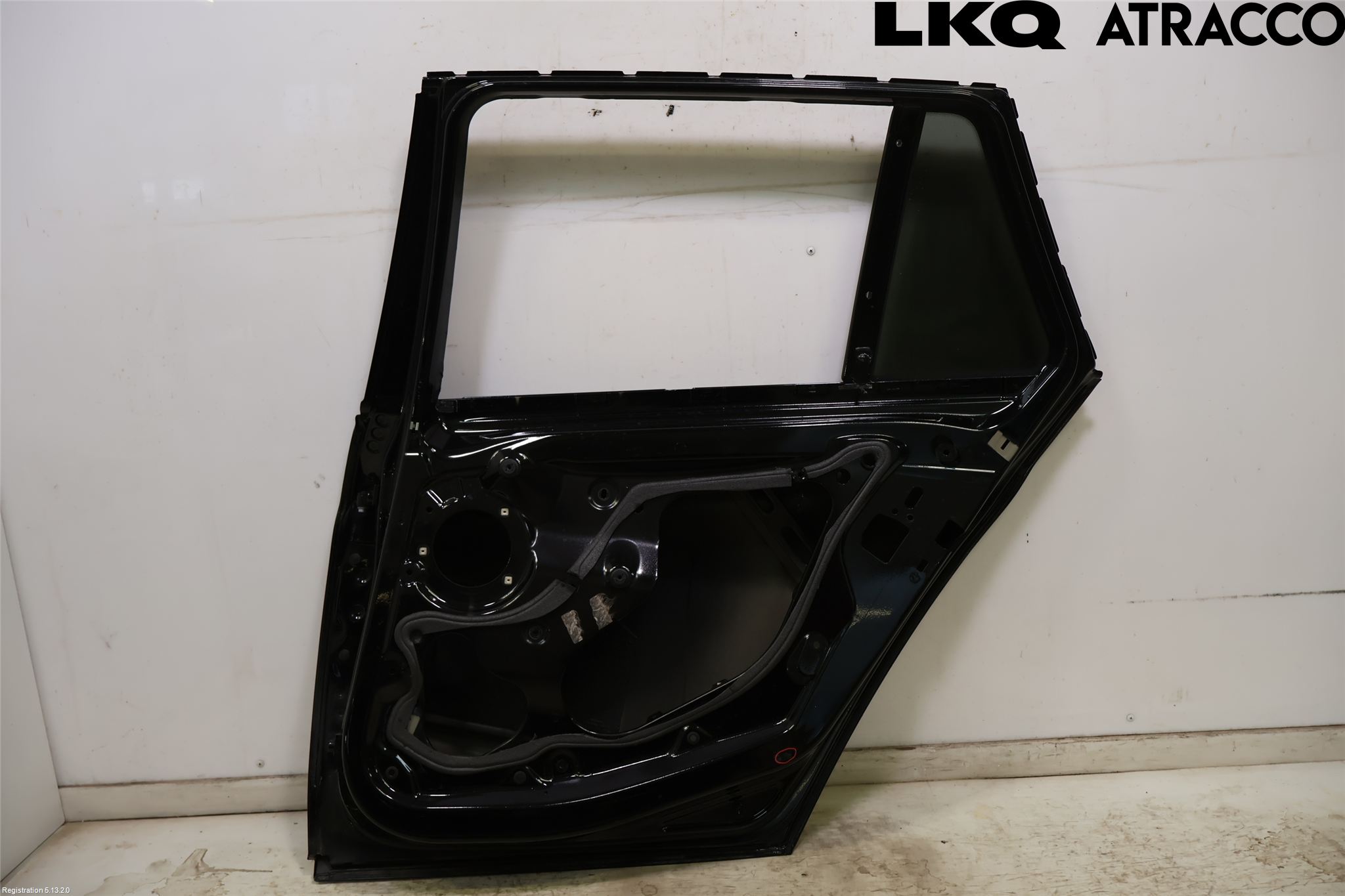 BMW 3 F30/F31/F80 12-19 Dörr Bak Höger