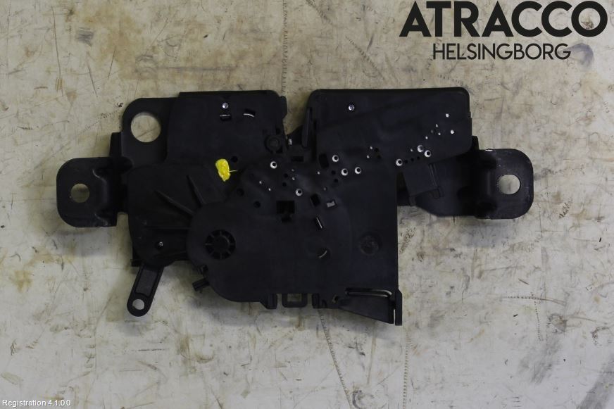 BMW 5 G30/G31/F90 17-23 Låskista Baklucka