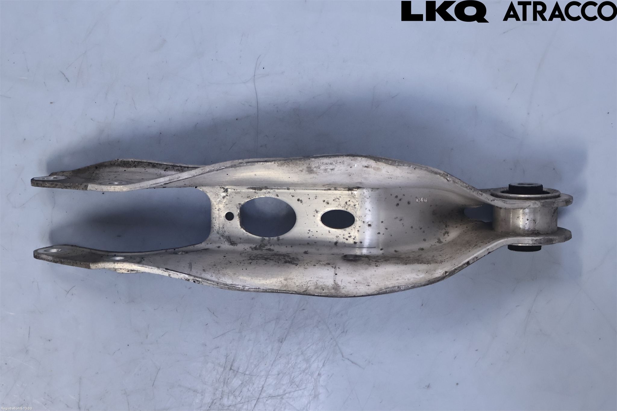 Volkswagen VW TOUAREG CR 18- Bärarm Bak Höger
