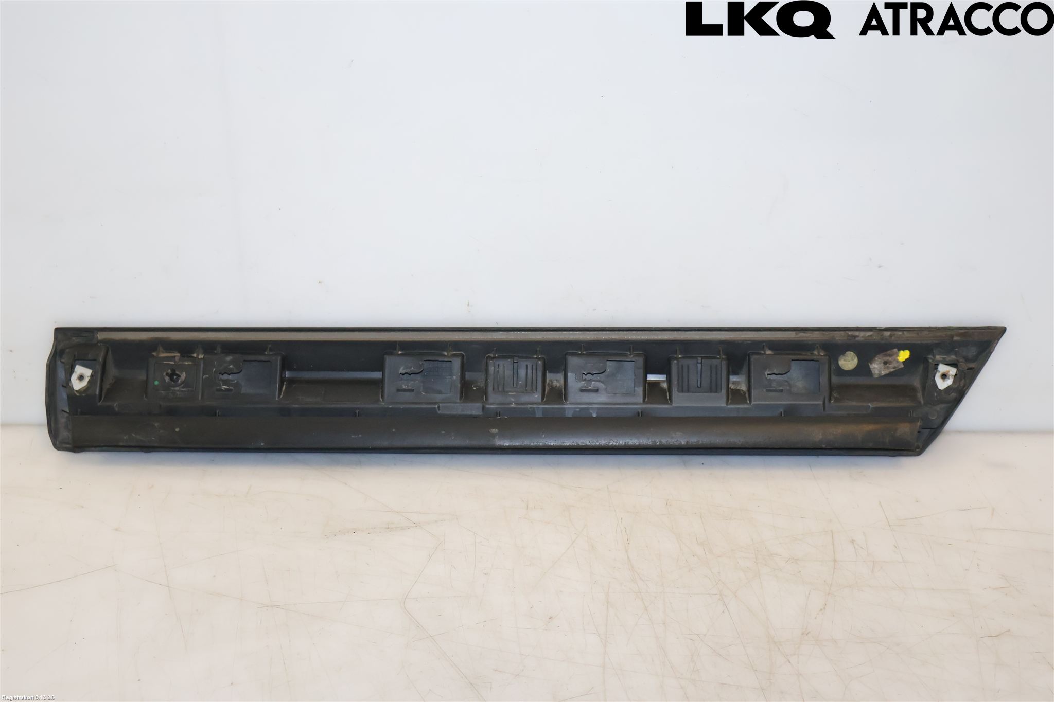 Volkswagen VW PASSAT 15-19 Dörr Dekorlist Bak Hö