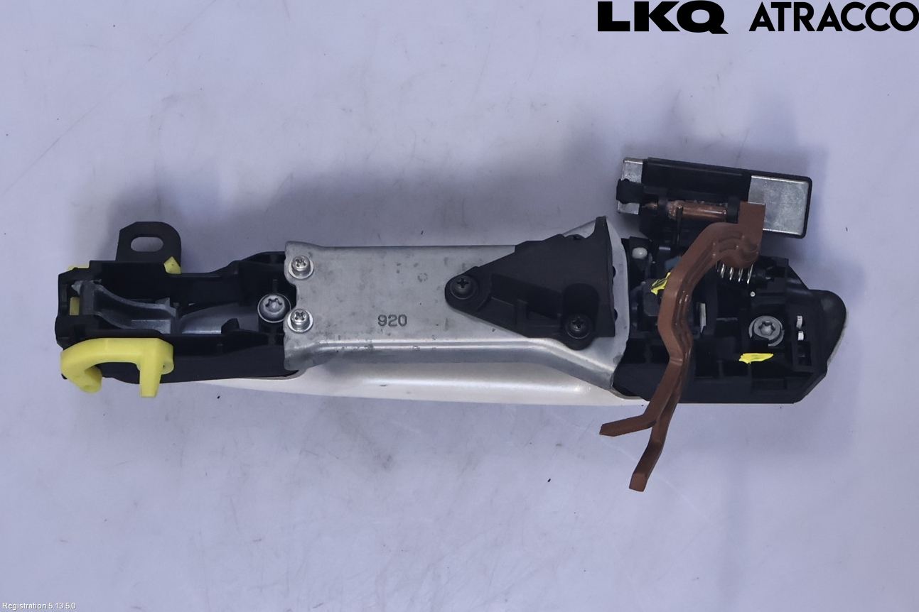 Lexus IS 250/350 14-20 Dörrhandtag Yttre Hö