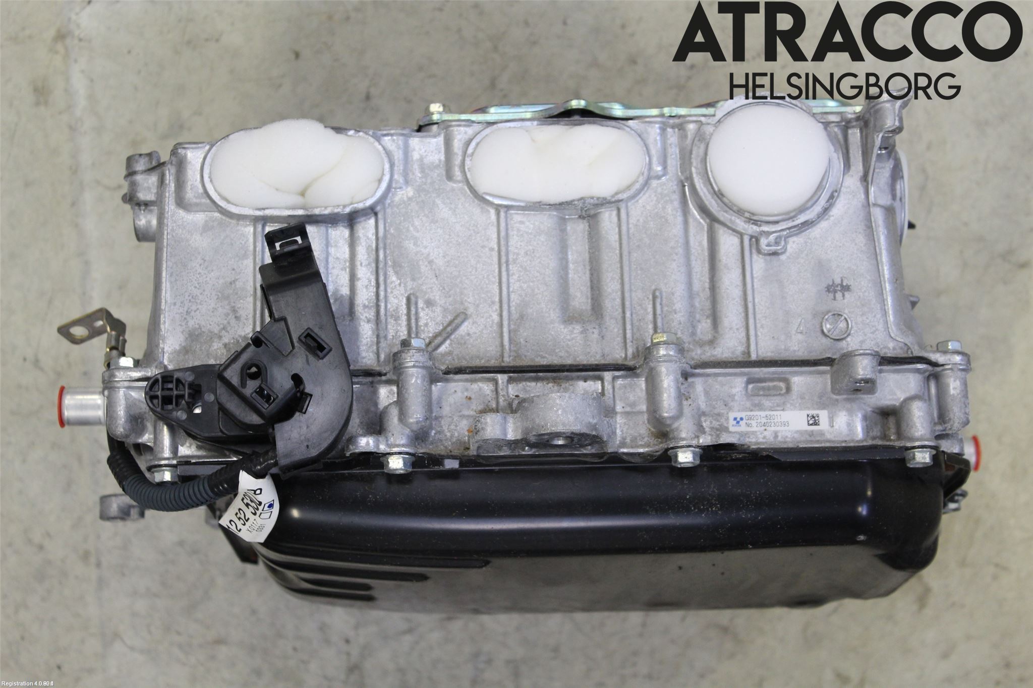 Toyota YARIS XP130 12-14 Hybridconverter